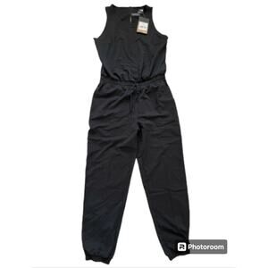 THE NORTH FACE Never Stop Wearing Jumpsuit Black sleeveless NEW SMALL elastic